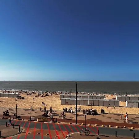 In By The Seafront * 크노케-하이스트