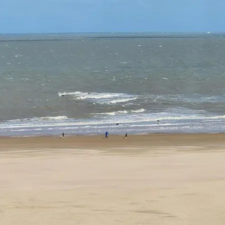 In By The Seafront Daire